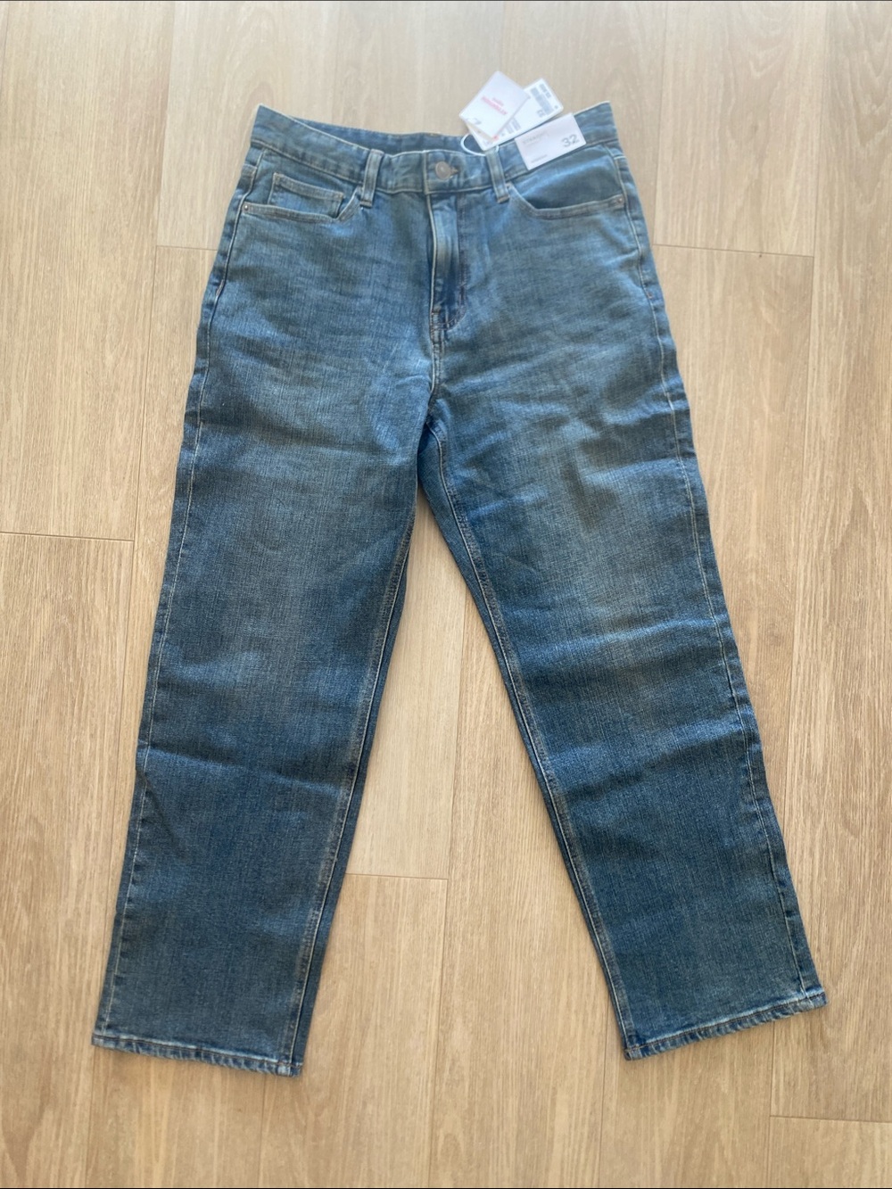 Straight-Leg Men's Jeans in Medium Blue Wash